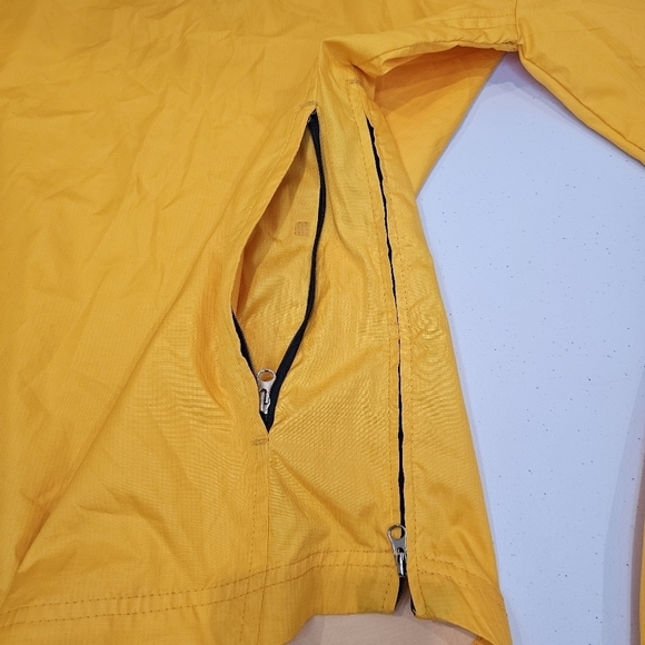 Iowa State University Half Zip pullover Men's Size Medium Yellow Windbreaker - Picture 5 of 11